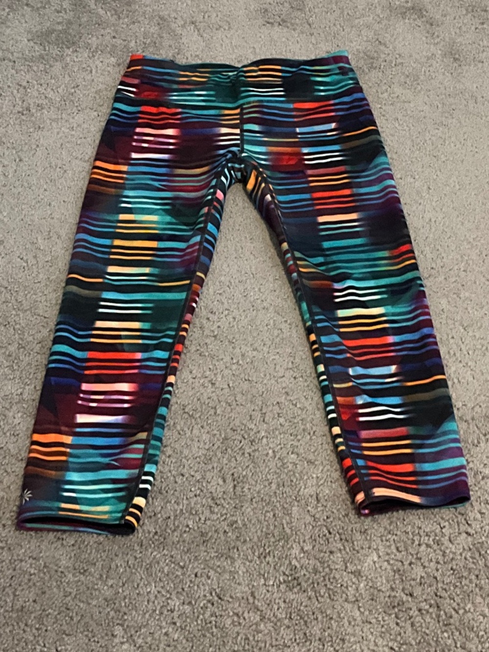 Athleta Cropped Leggings – Size Small – Vibrant Multi-Color – Zippered Pocket
